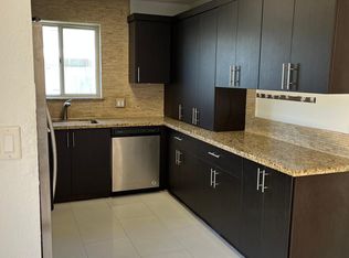 7560 Polk St, Hollywood, FL 33024