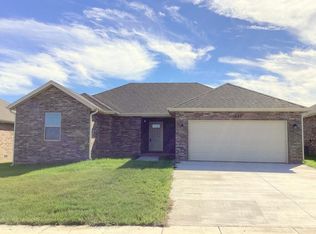 3840 W Riley St, Bolivar, MO 65613