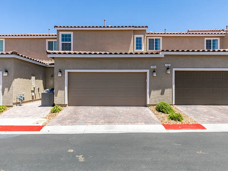 2604 Ercolano St — Photo 38