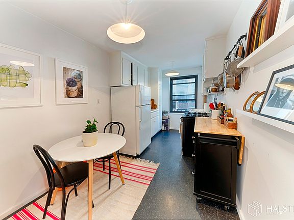 4th image of 210 E Broadway APT H1607