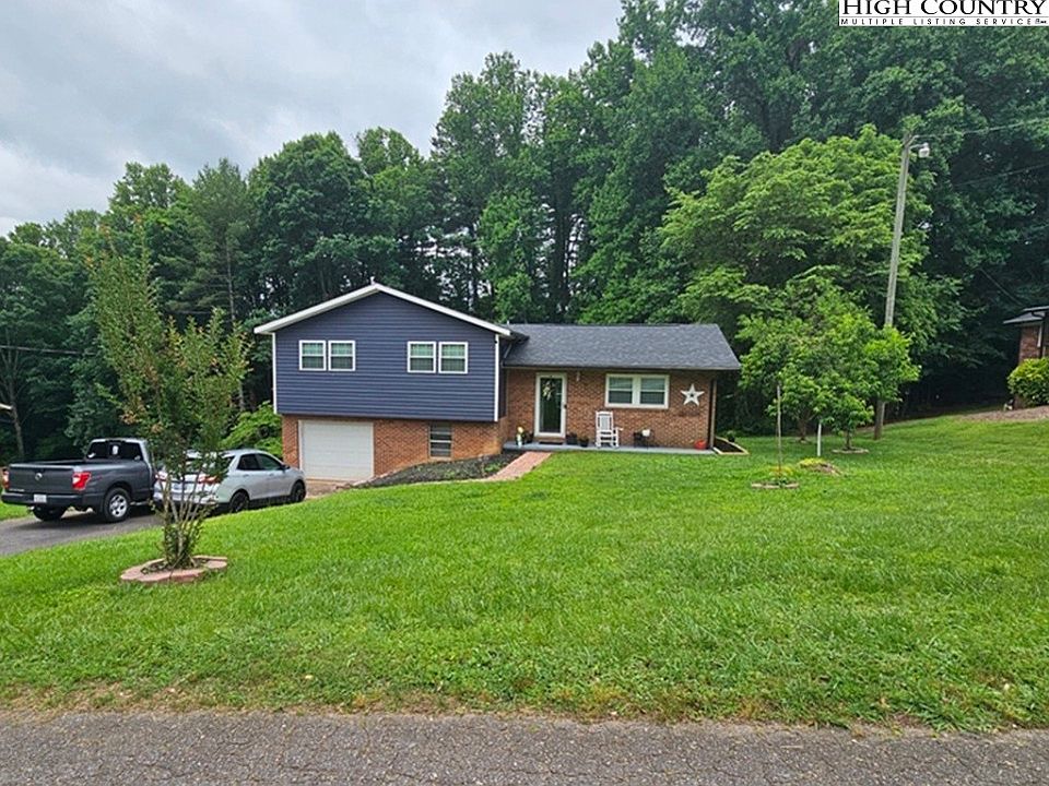 1st image of 132 Greencrest Place