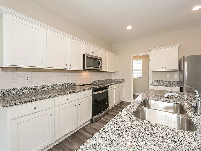 1111 Feldman Chase — Photo 6