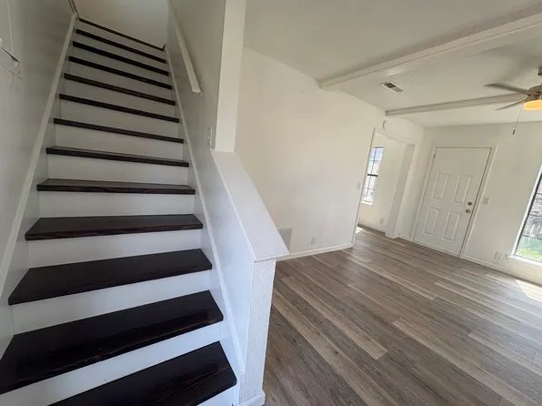 College Park Townhouses