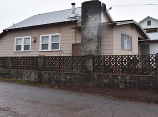 24909 2nd St, Fall River Mills, CA 96028