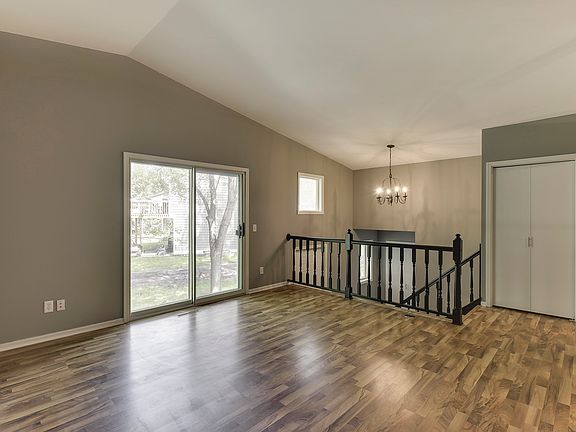 4th image of 3635 Lyric Ave