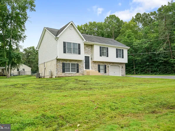 8 Woodside Dr, Chesapeake City, MD 21915