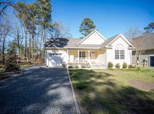 2274 Jolly Rodger Dr, Greenbackville, VA 23356