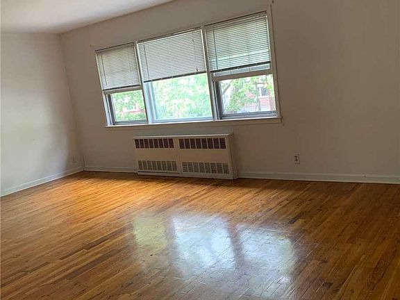 3rd image of 146-46 26th Ave Floor 2