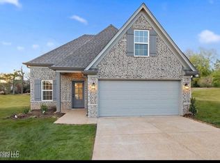 6540 E John Hamilton Way, Olive Branch, MS 38654