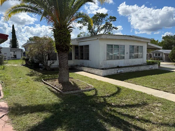 77 Plantation Ave, Debary, FL 32713