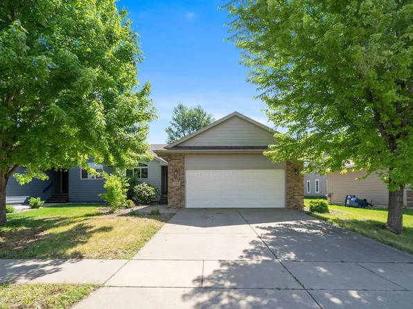 306 Emmett Trl, Harrisburg, SD 57032