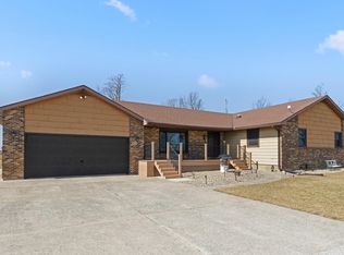 17328 Brunson Rd, Hoagland, IN 46745