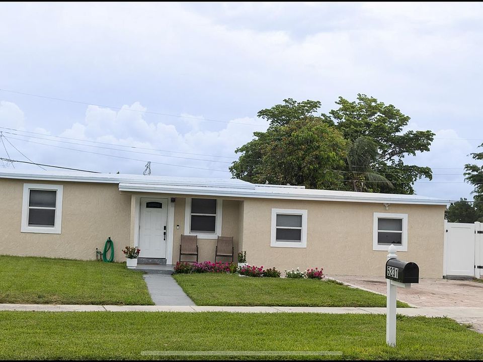 1st image of 5231 NE 19TH Terrace