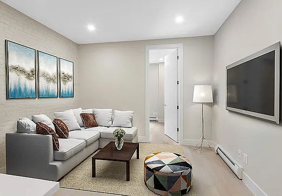 4th image of 1672 3rd Ave #4RN