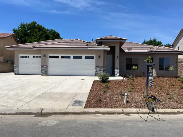 8230 Lake Shore Dr, Chowchilla, CA 93610