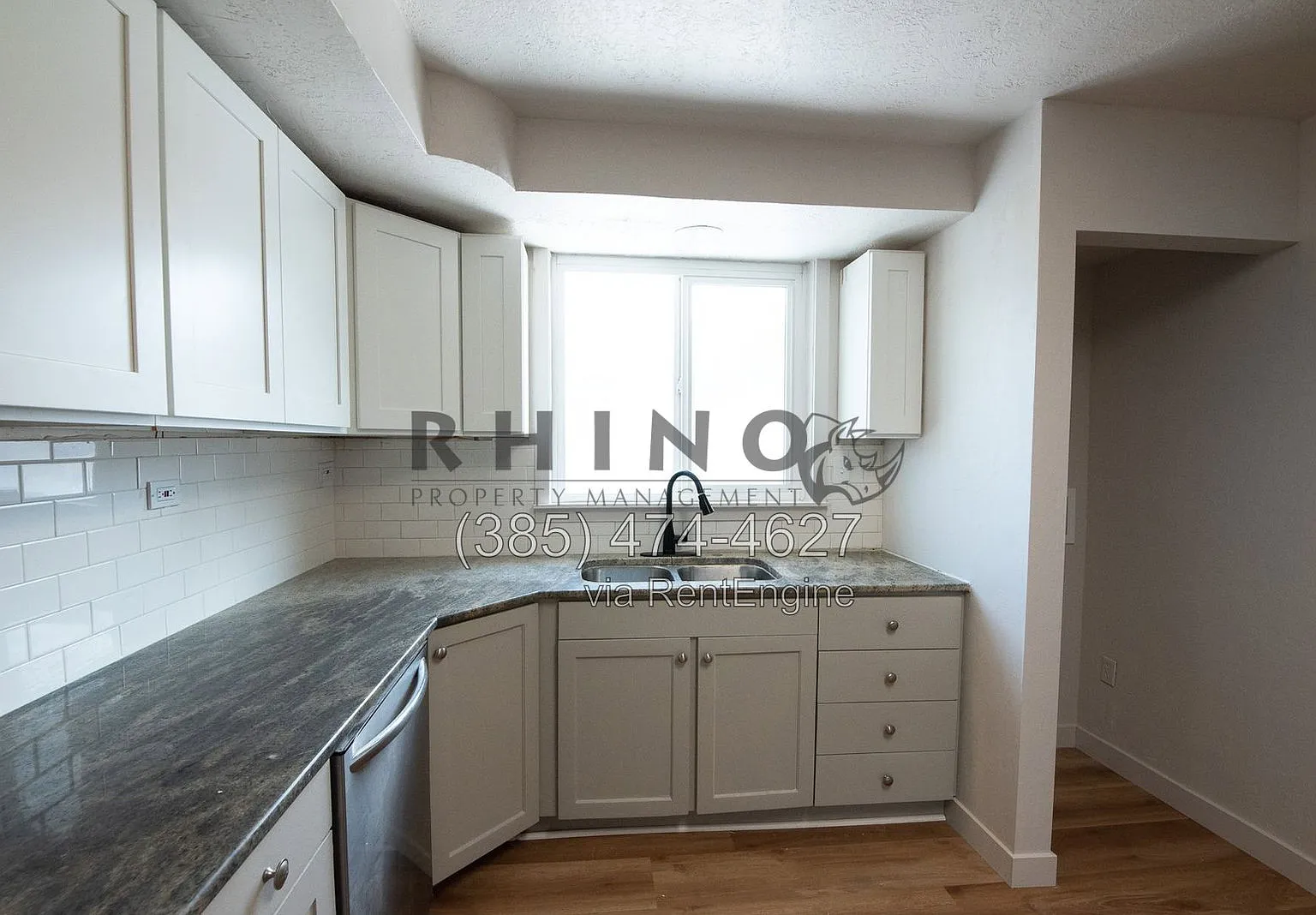 3 bed, 1.0 bath, 1210 sqft, $1,800 — Photo 1