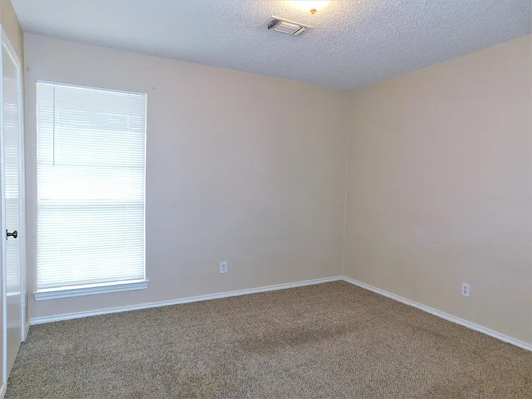 1706 Wisteria St — Photo 17