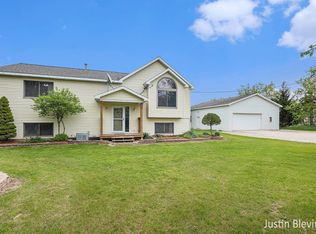 16300 Force Ave NE, Cedar Springs, MI 49319