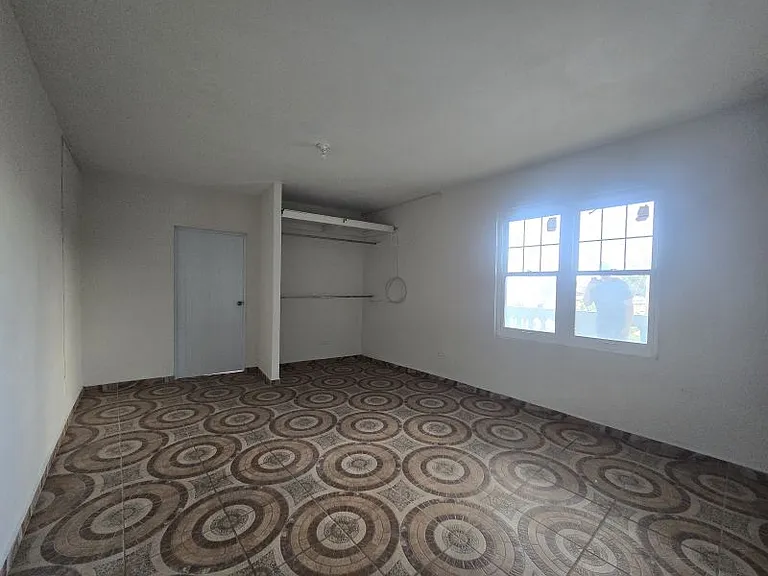 Carr 112 Ko H4 Parc Mora Calle Progreso 782 — Photo 6