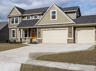 9520 Binder Ct SE, Caledonia, MI