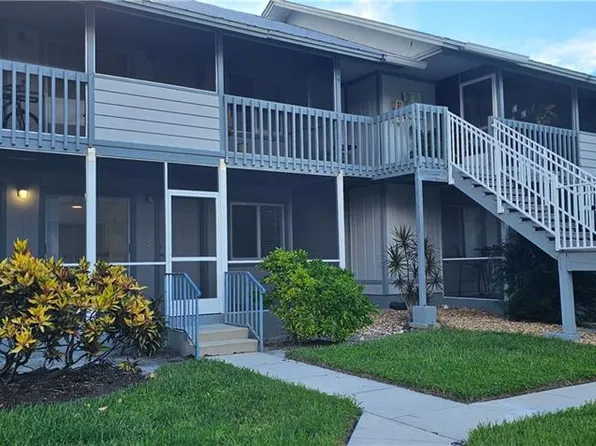 1251 7th Ave N APT 303, Naples, FL 34102