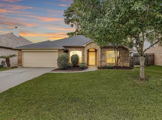 12822 Lake Shore Dr, Montgomery, TX 77356