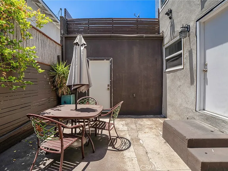 5152 Romaine St — Photo 22
