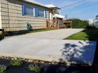 715 S Breaker Ave, Rockaway Beach, OR 97136