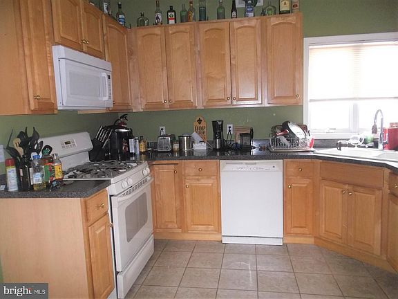 2nd image of 15 Saw Mill Dr
