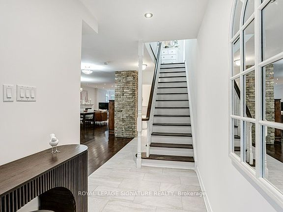 4th image of 30 Birchmount Rd