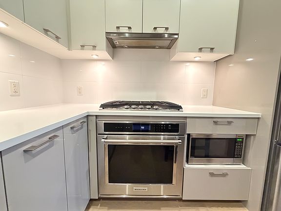 3rd image of 1738 55a St #212