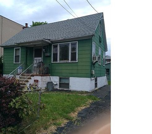 2nd image of 3251 Fairmount Ave