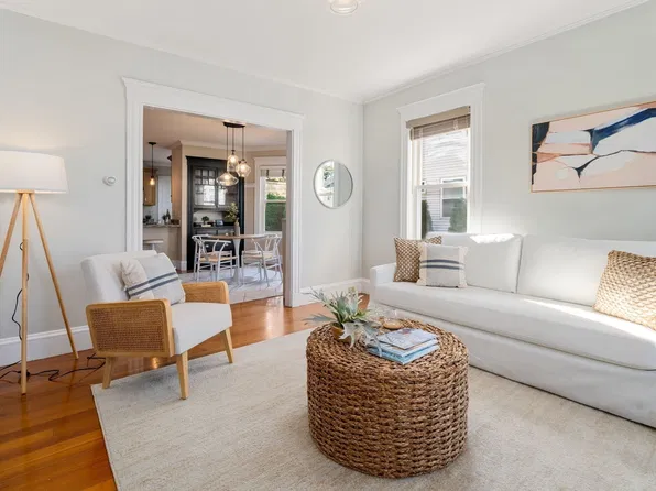 29 Winslow Rd #29, Belmont, MA 02478