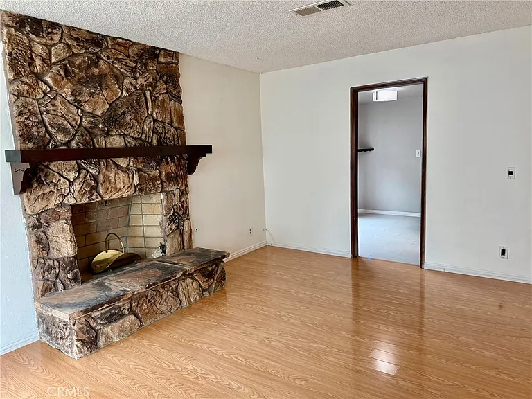 317 E Duarte Rd #4 — Photo 11