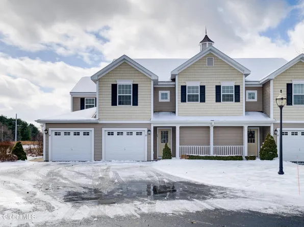 22 Governor Cir., Albany, NY 12208