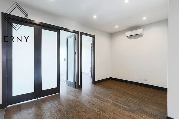 Rented by ERNY LLC | media 5