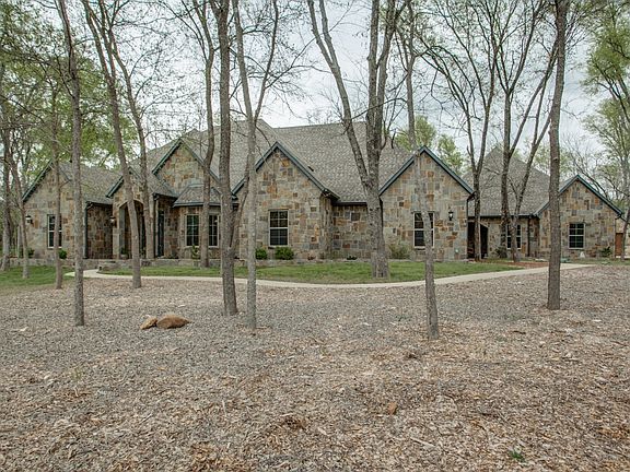 2nd image of 5415 Valley Oak Ct