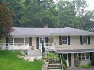 38 Rock Spring Rd, Ridgefield, CT 06877