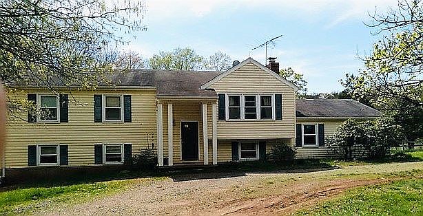 1st image of 11398 Yeats Dr