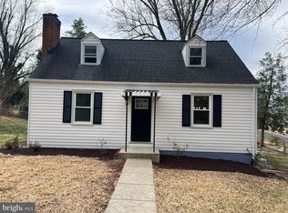 19 Pates Dr, Fort Washington, MD 20744