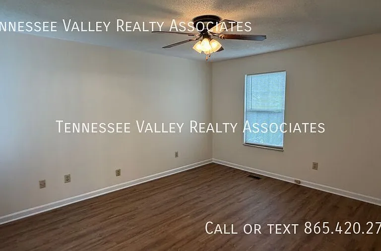 1277 Halifax Rd — Photo 15