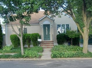 52 Sabo St, Carteret, NJ 07008