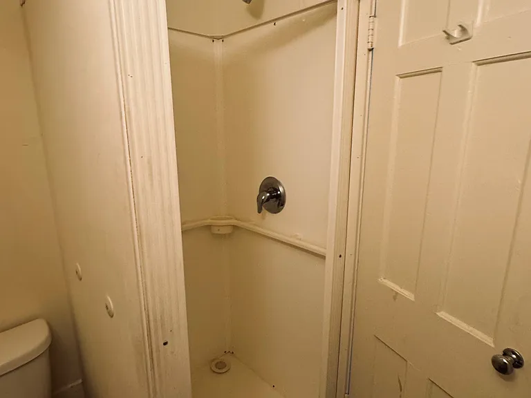 6 Clarke St #2 — Photo 8