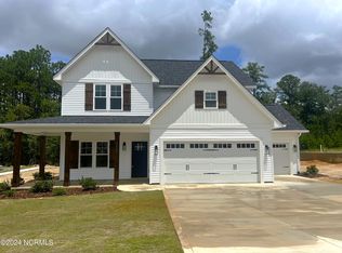 177 Rough Ridge Trl, Aberdeen, NC 28315