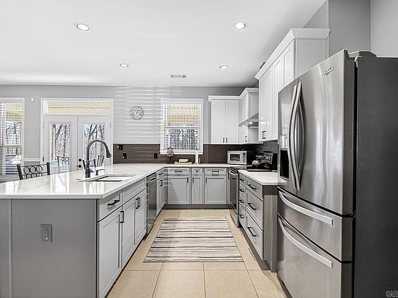 4th image of 419 E Colonel Glenn Rd