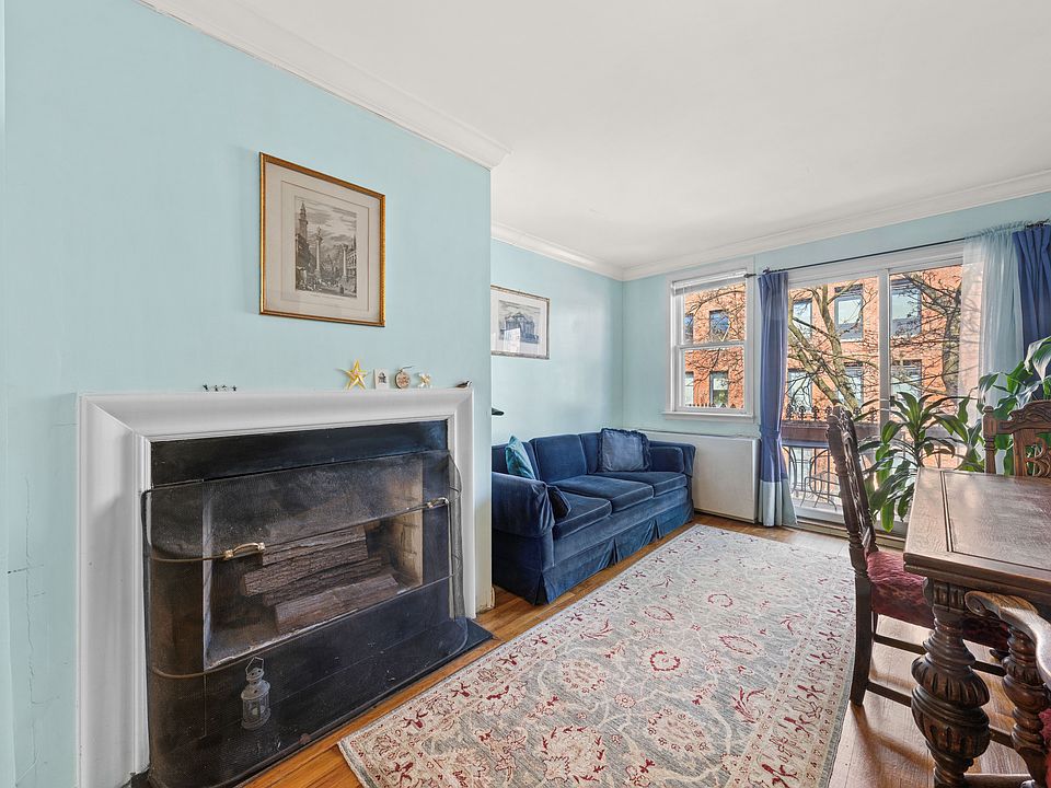 1st image of 77 Horatio St APT 3A