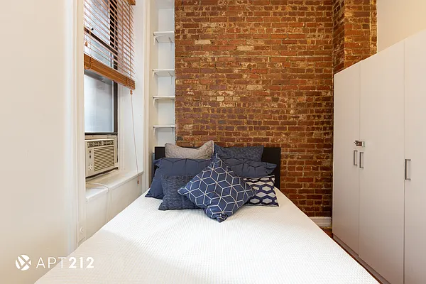 Rented by APT212 INC | media 9