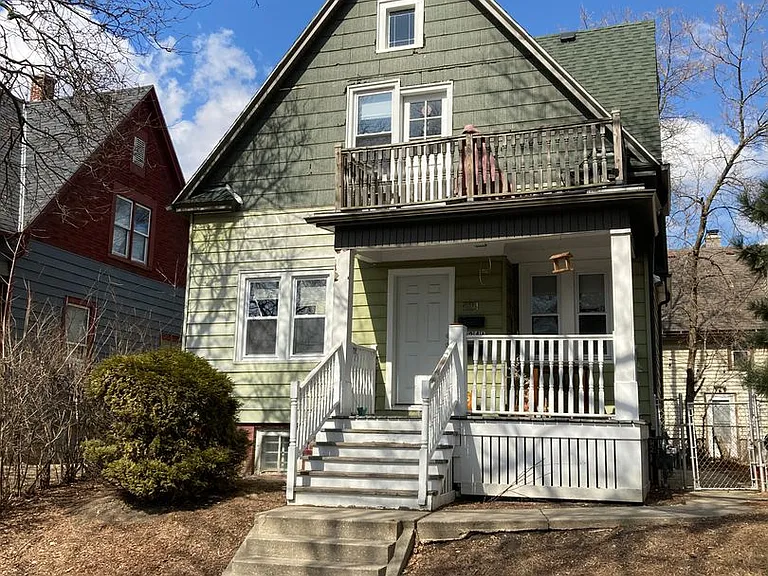 524-24A E. Wright St. — Photo 1