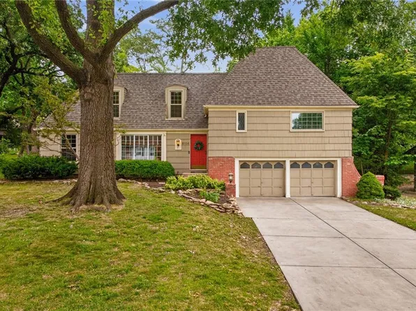 9104 W 106th St, Overland Park, KS 66212
