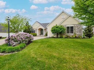 3922 Oakmont Trl, Waukesha, WI 53188